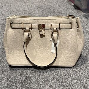 Elegant Cream Handbag